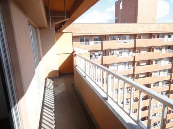 【バルコニー】