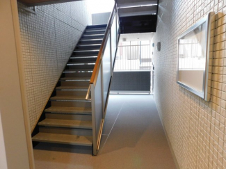 【エントランス】