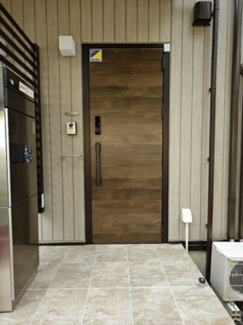 【エントランス】