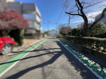 甲子園口2丁目の住環境良好なエリア。徒歩圏内に保育園があり、子育てしやすい環境が整っています。