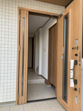 【玄関】
