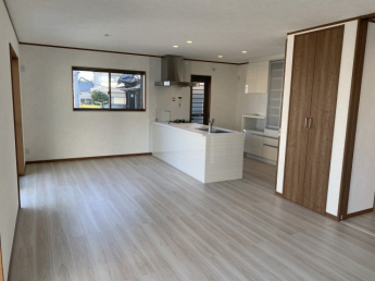 【居間・リビング】