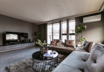 【居間・リビング】