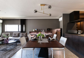 【居間・リビング】