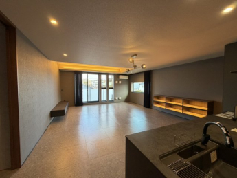 【居間・リビング】