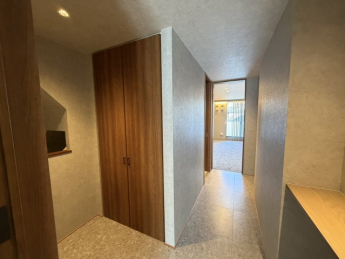 【居間・リビング】