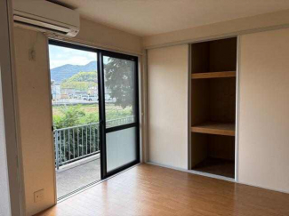 丹波篠山市西新町のアパートの画像