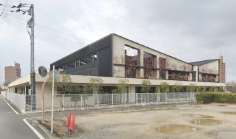 慶応幼稚園まで588m