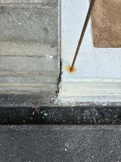 境界標です。（土地の境界点を示すために設置される標識）