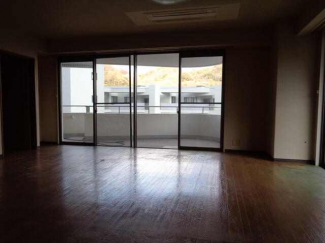 クリスタルコート道後’９２の画像