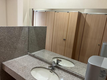 松山市一番町１丁目の事務所の画像