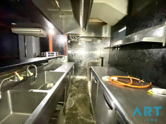 松山市三番町２丁目の店舗事務所の画像