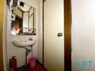 松山市三番町２丁目の店舗事務所の画像