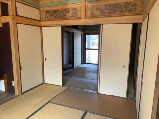 東田　２階建て　賃貸の画像