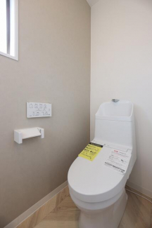 いつも清潔に保てる温水洗浄便座付きのトイレ