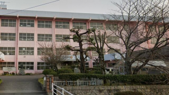 新居浜市立多喜浜小学校まで1900m
