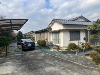 新居浜市中萩町の一戸建ての画像