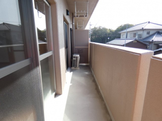 【バルコニー】