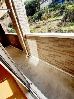 外からの目が気にならないバルコニーで洗濯物が干せます