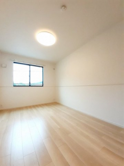 明るい室内です