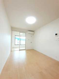 ゆったり過ごせるリビングです