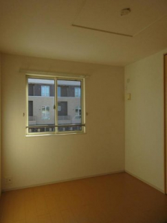 内装は落ち着いています