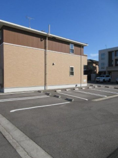 駐車場完備です