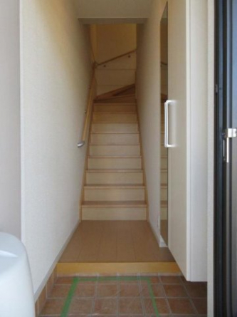 落ち着いた玄関です