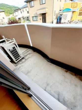 陽当たり良好なバルコニーです