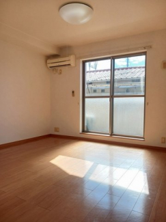 中はこのようになっています