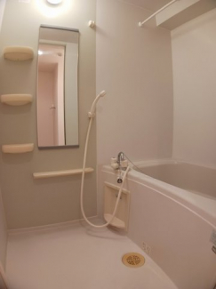 日々の疲れを癒すお風呂付です