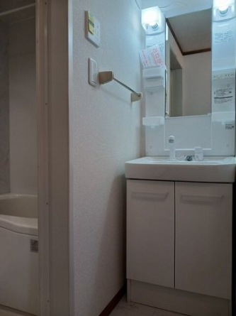 コンパクトで使いやすい洗面所