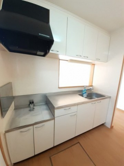 コンパクトなキッチンで掃除もラクラク