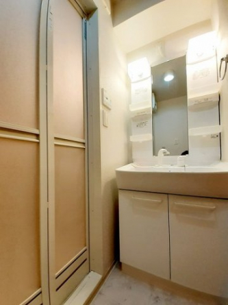 忙しい朝には欠かせない洗面所です