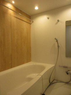 日々の疲れを癒すお風呂付です