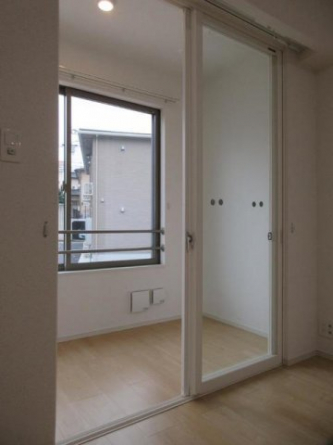 内装は落ち着いています