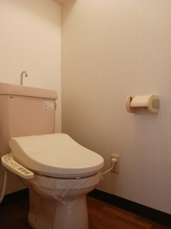 ゆったりとした空間のトイレです