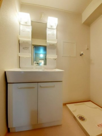 広い洗面スペース