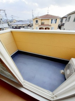 広々としたバルコニーです