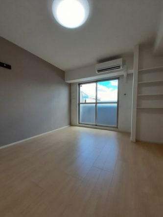 中はこのようになっています