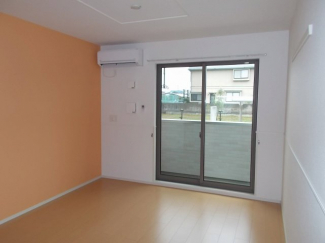 ゆったり過ごせるリビングです