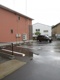 駐車場に車を止められます