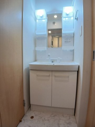 スペースが確保できる洗面所です