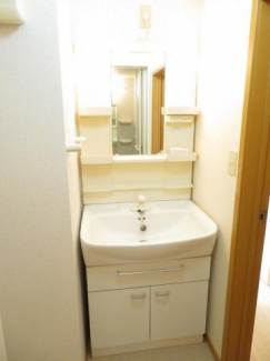 広い洗面スペース