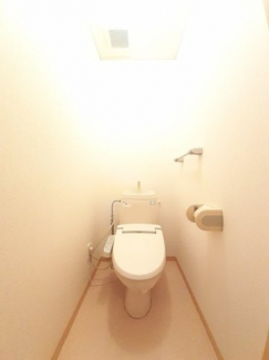 ゆったりとした空間のトイレです