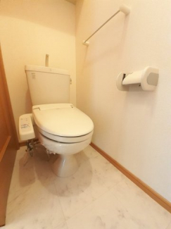 シンプルで使いやすいトイレです