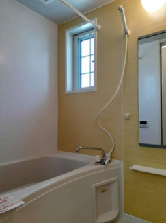 ゆったり過ごせるお風呂です