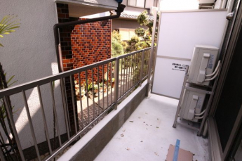 【バルコニー】