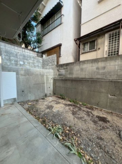 【バルコニー】