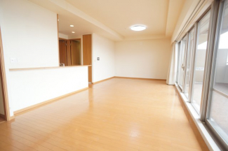 【居間・リビング】